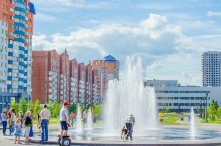 Россия, «разруха», «нищета» и «алкаши» (фото) Россия, «разруха», «нищета» и «алкаши» (фото)