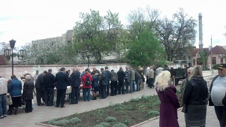 В Краснодоне прошло мероприятие приуроченное к 30 годовщине аварии на ЧАЭС В Краснодоне прошло мероприятие приуроченное к 30 годовщине аварии на ЧАЭС