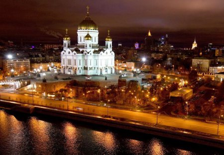Сегодня 7 июня, в этот день 133 года назад в России был освящен Храм Христа Спасителя