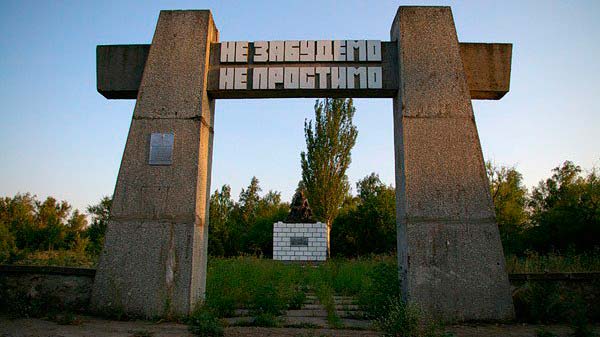 Потому что русские своих на войне не бросают Потому что русские своих на войне не бросают